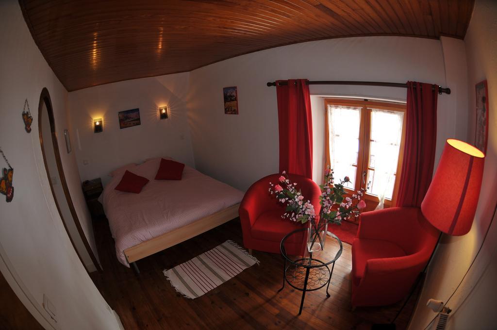 Auberge De La Providence Saint-Donat Kamer foto
