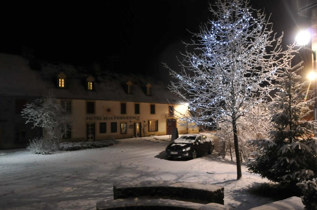 Auberge De La Providence Saint-Donat Buitenkant foto