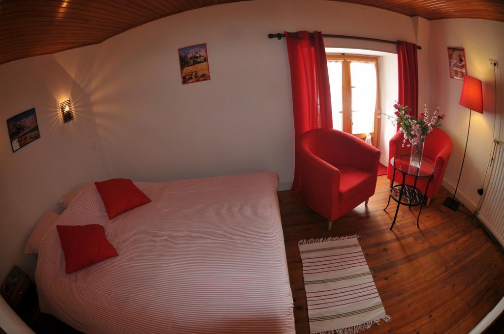 Auberge De La Providence Saint-Donat Buitenkant foto